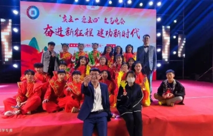 桃李不言  下自成蹊优秀班主任许建全